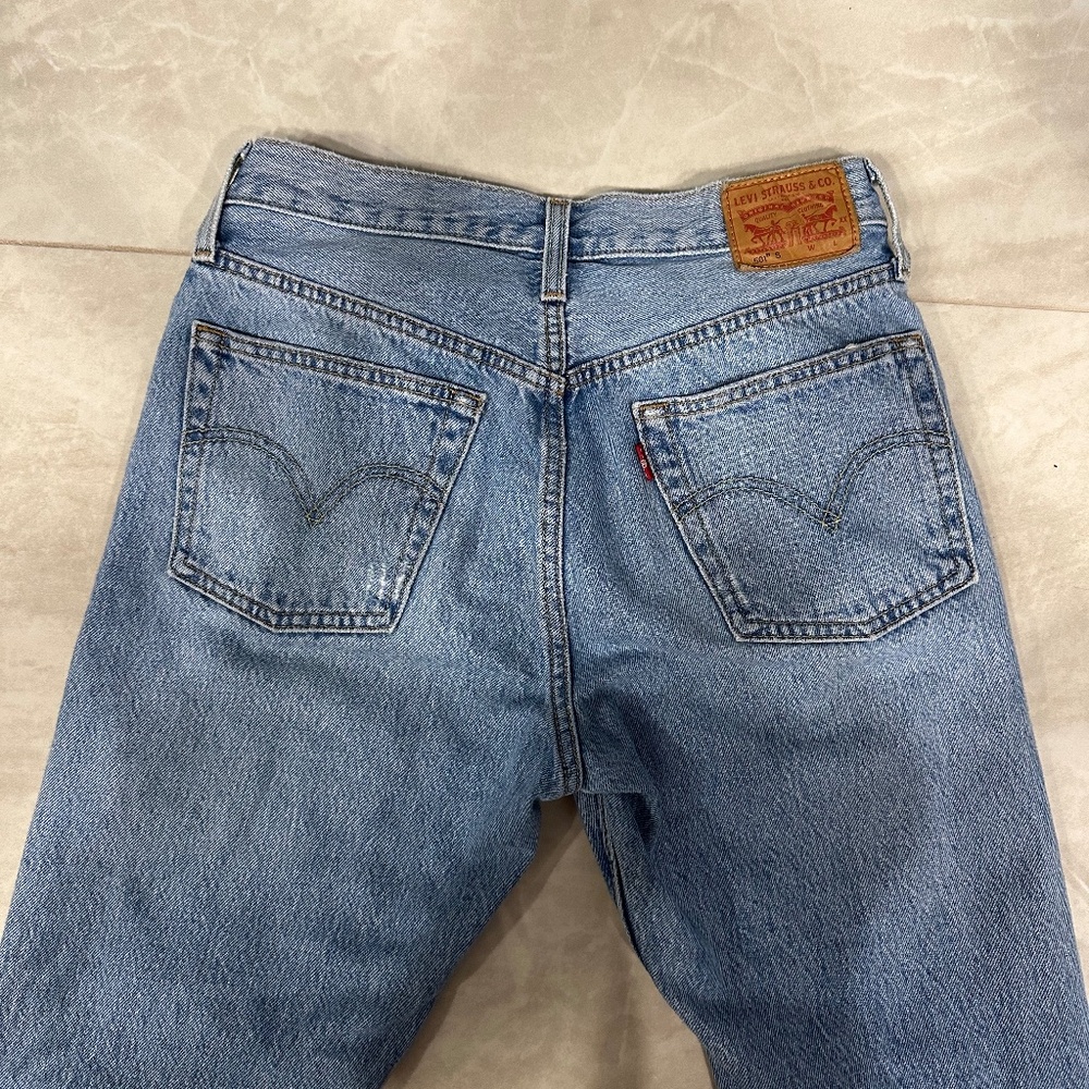 Levi's 501 Skinny Jeans - Picture 5 of 6